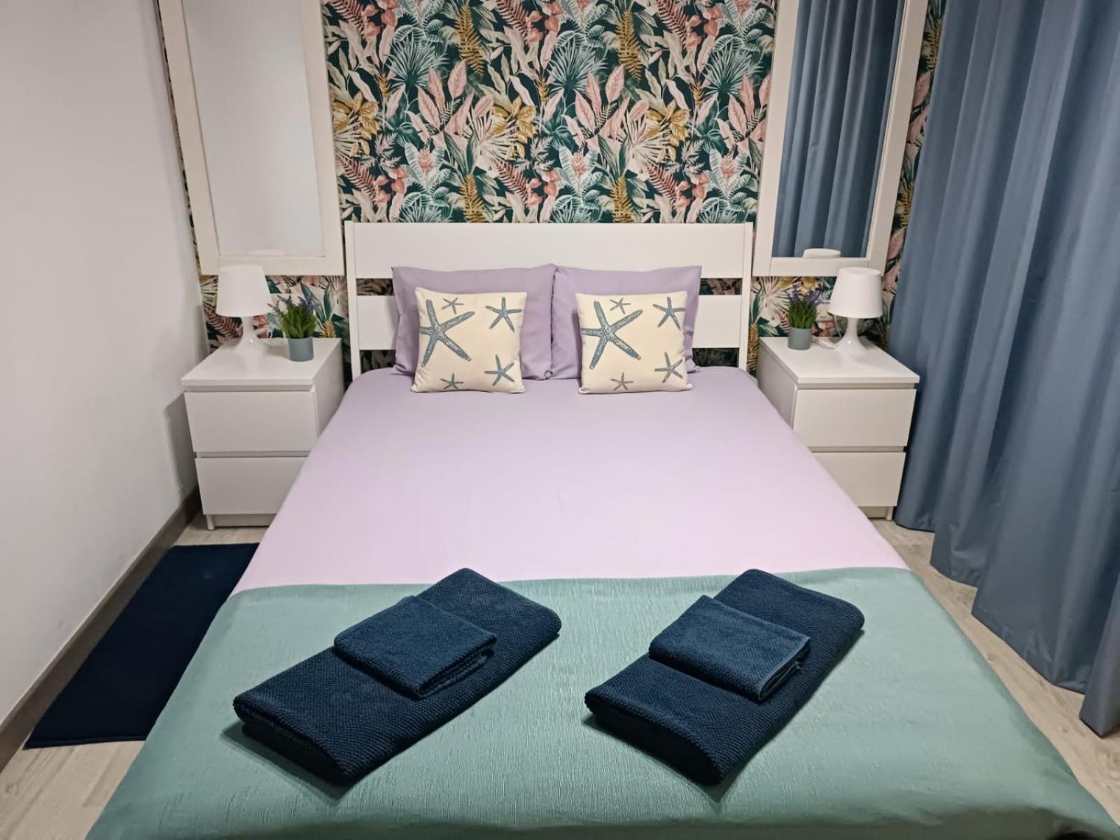 Apartamento Soleado ロス・アブリゴス エクステリア 写真